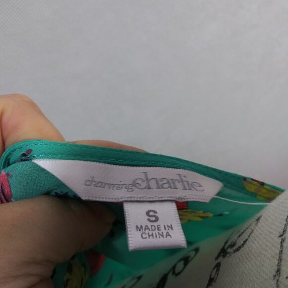 Charming Charlie Chiffon Shrug Green Floral Cardigan Size Small - Picture 7 of 9